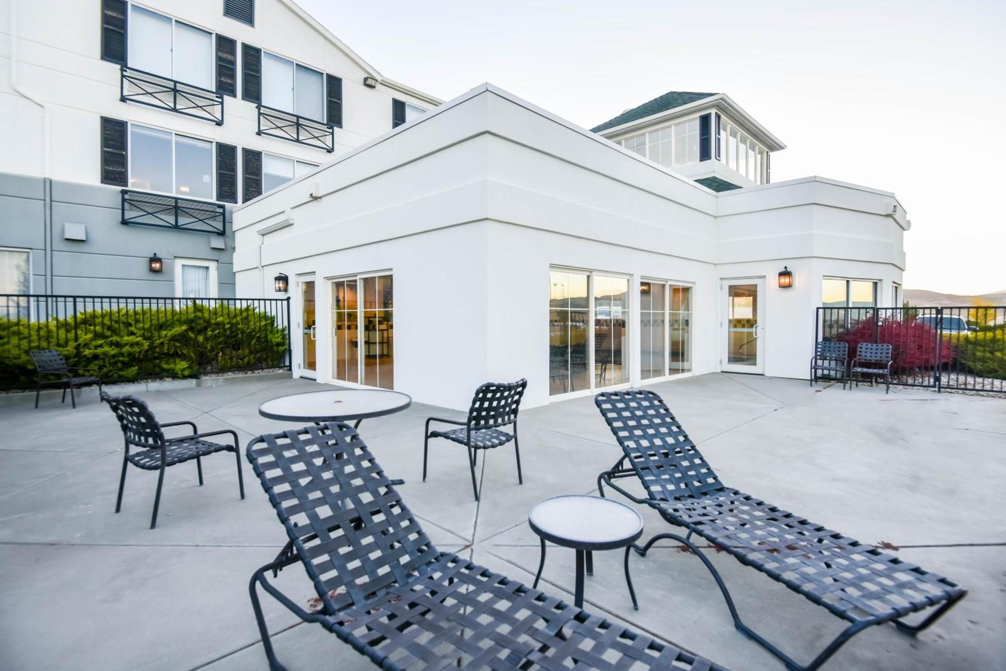 Shutters Hotel Elko Exterior photo