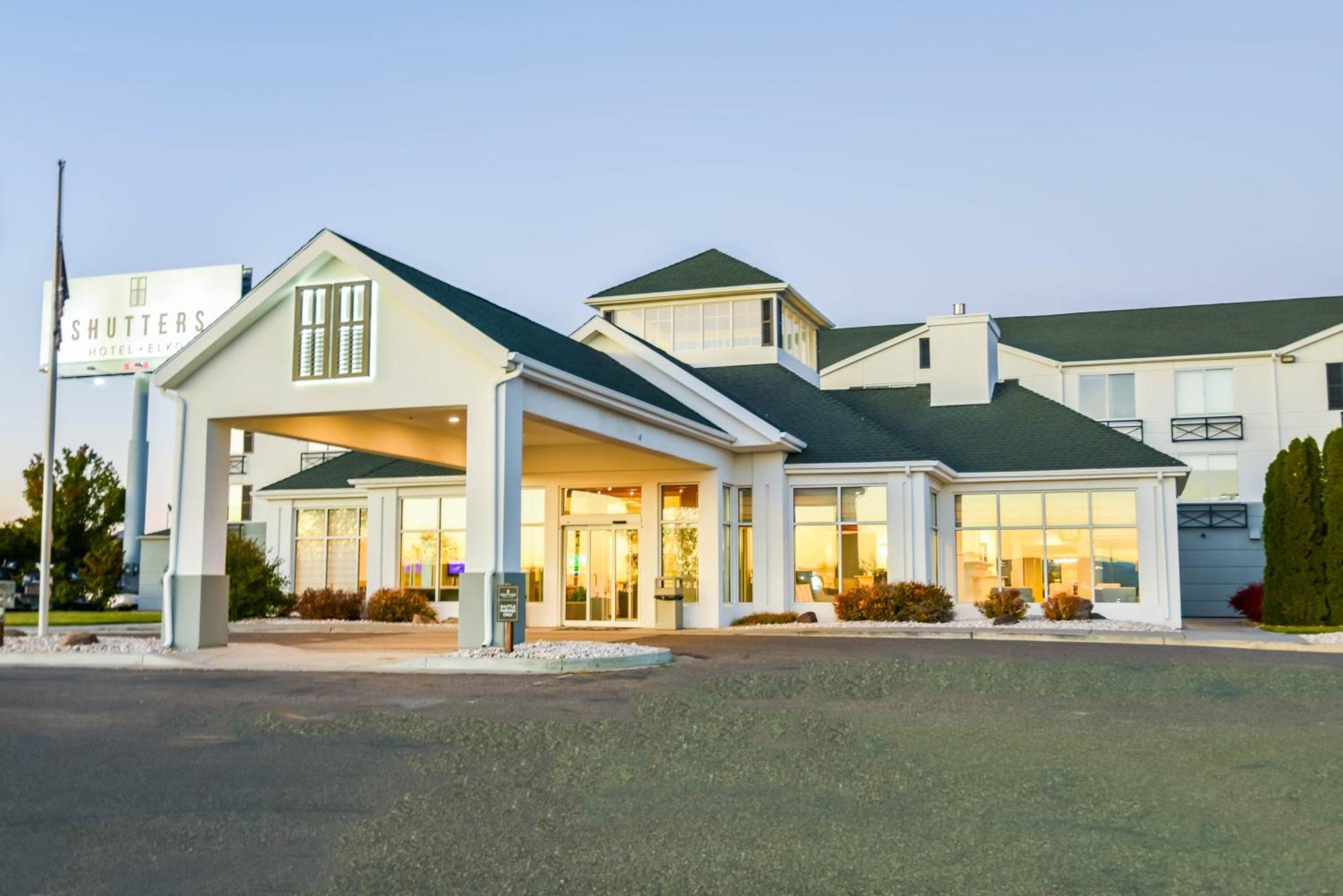 Shutters Hotel Elko Exterior photo