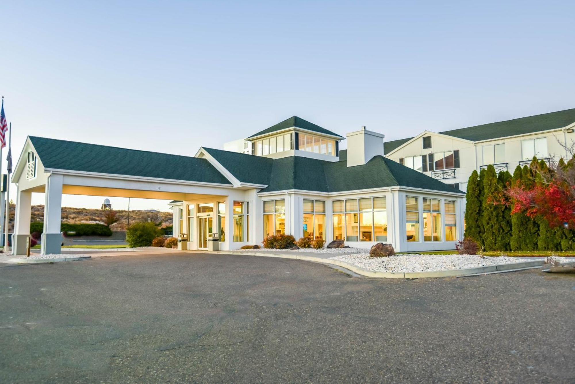 Shutters Hotel Elko Exterior photo