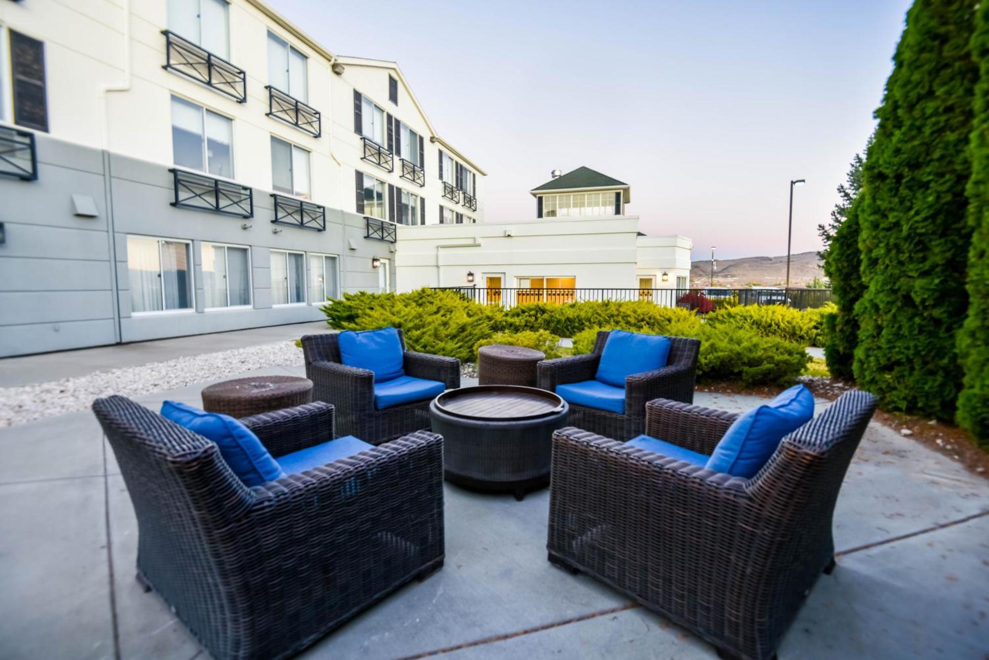 Shutters Hotel Elko Exterior photo